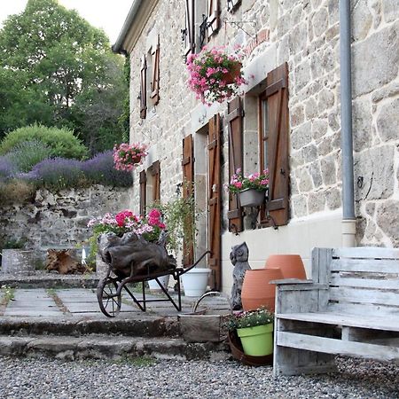 Bed and Breakfast La Belle Ame Saint-Priest-des-Champs Exterior foto
