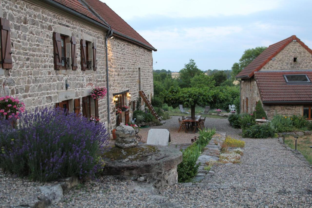 Bed and Breakfast La Belle Ame Saint-Priest-des-Champs Exterior foto