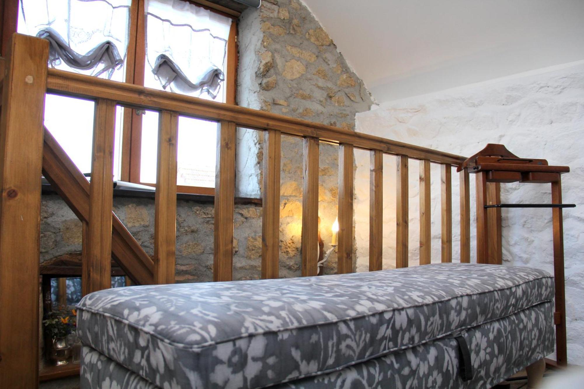 Bed and Breakfast La Belle Ame Saint-Priest-des-Champs Zimmer foto